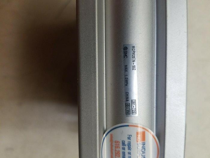 Used SMC MGPM25TN-50Z Cylinder