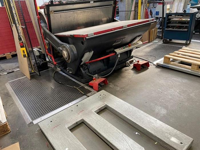 Gebraucht 1977 Titan 5-EM