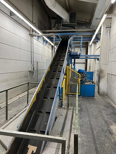 Gebraucht 1991 Höcker Schredder mit Abfallpresse und Transportband Pacomat 2