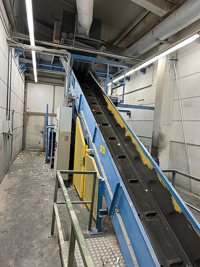 Gebraucht 1991 Höcker Schredder mit Abfallpresse und Transportband Pacomat 2