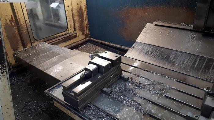 Used 2000 HARTFORD VMC 1230