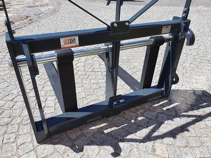 Schwerlast Palettengabel mit 3,5 t passend zu JCB Q fit Aufnahme