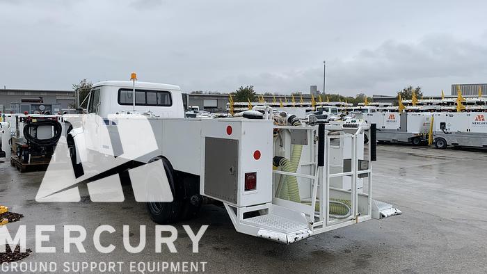 Used 1997 International / Veste Lav Truck