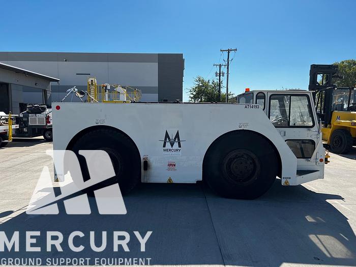 Used 1995 JBT FMC B1000 Aircraft Pushback Tractor