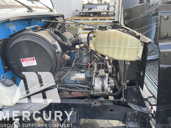 Refurbished 1995 International 4700 Utility Truck