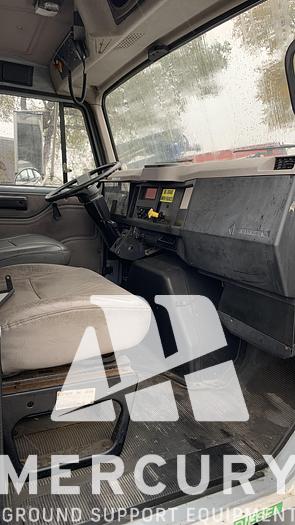 Used 1997 International / Veste Lav Truck