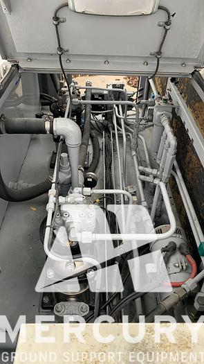 Used 1997 International / Veste Lav Truck