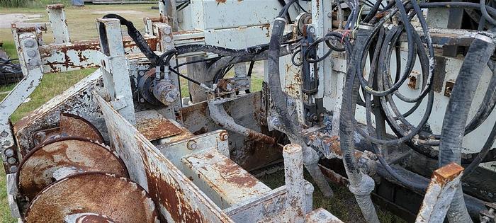 Used 2004 HEM 12-27 CONCRETE PAVER