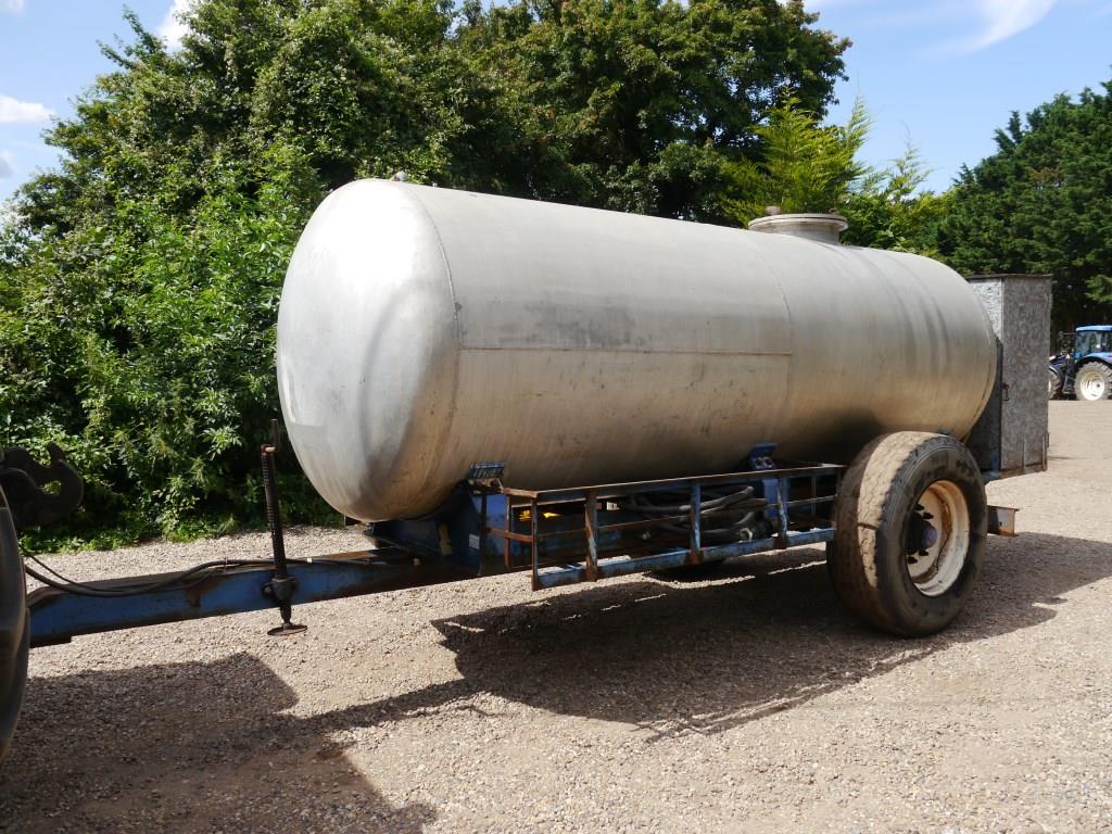 Used 3000L Sprayer Bowser