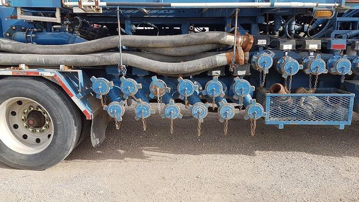 Used 1997 Peerless Hydra Frac Oilwell Cementing Blender Trailer