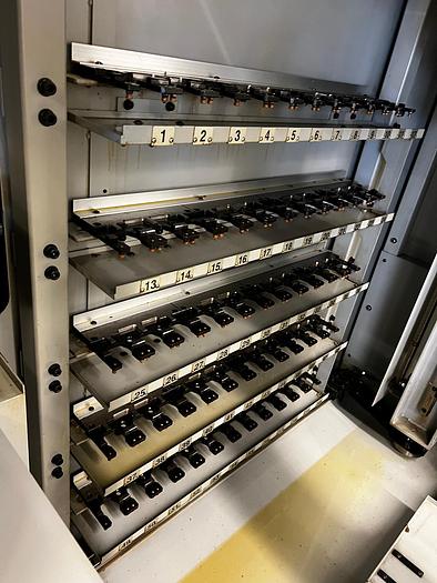 Gebraucht 5 Achsen - High Speed Präzisionsbearbeitungszentrum  MAKINO V22-5XR