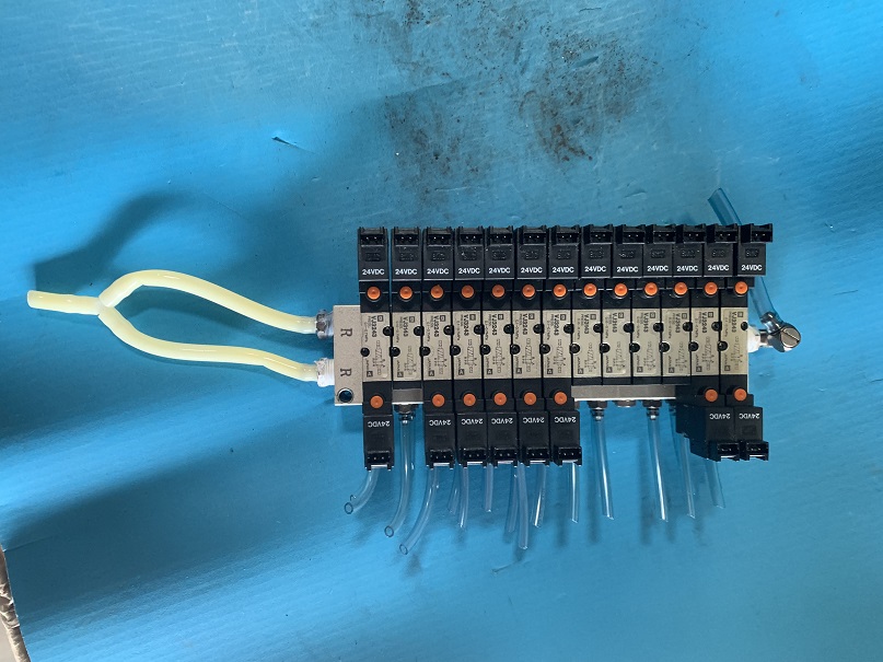 Used SMC Bank of Solenoid Valves VJ3143; VJ3243