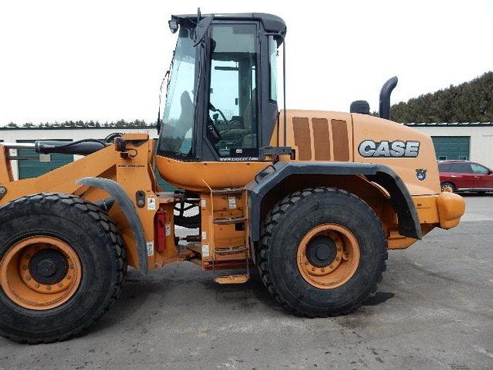 Used 2013 CASE 621-F