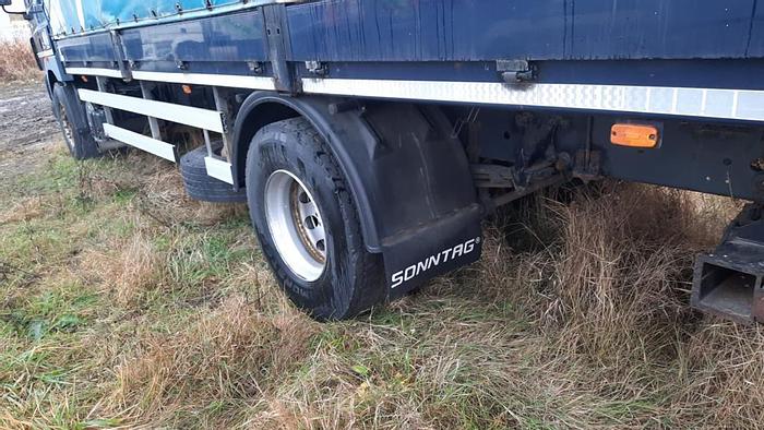 Gebruikt 2005 DAF 85 CF 340 tampoline 4x2 FULL STEEL MANUAL