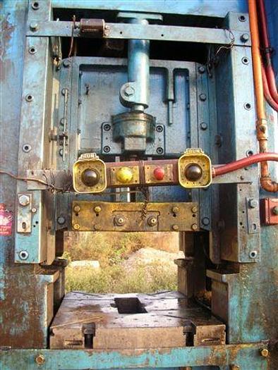 Used Press Trimming P-150-28