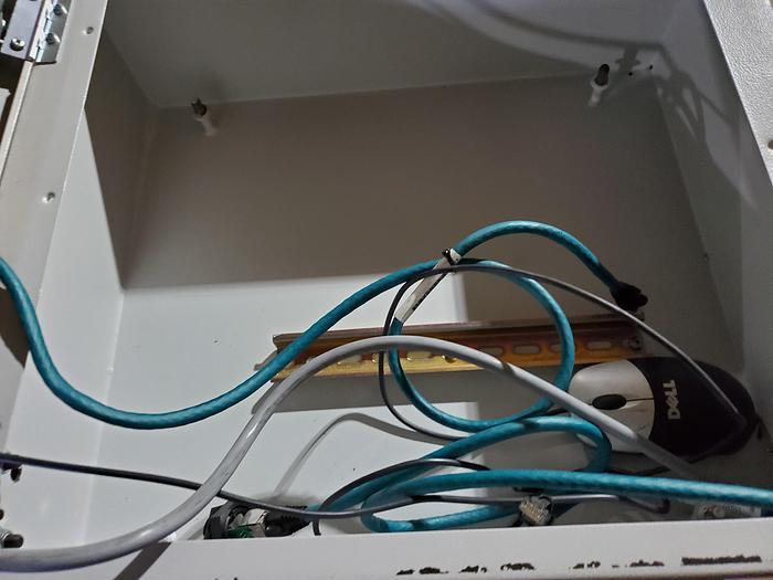 Used ALLEN BRADLEY VERSAVIEW CE 1000H PANELVIEW 6182H-10TRH4D