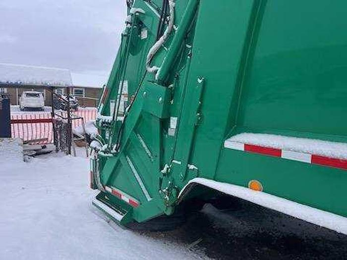 Refurbished 2006 Heil 60/40 Split Body