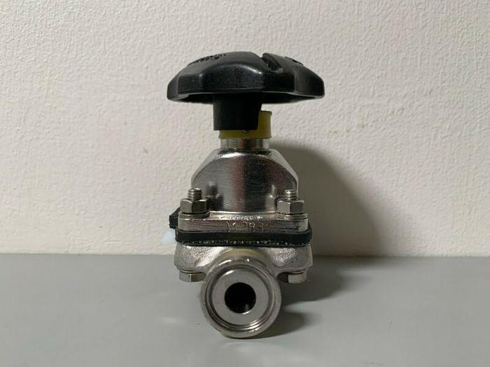 Used Lot of 2 - Crane-Saunders Stainless Steel 3/4" Diaphragm Valves