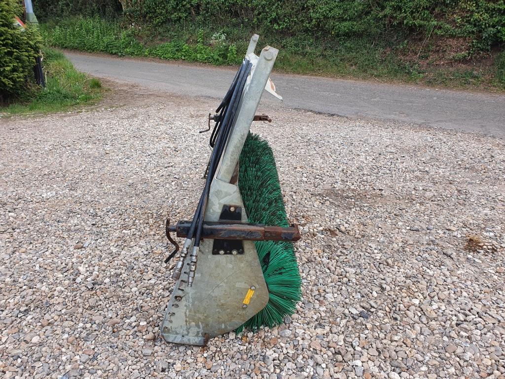 Used Suton Hydraulic Bucket Brush