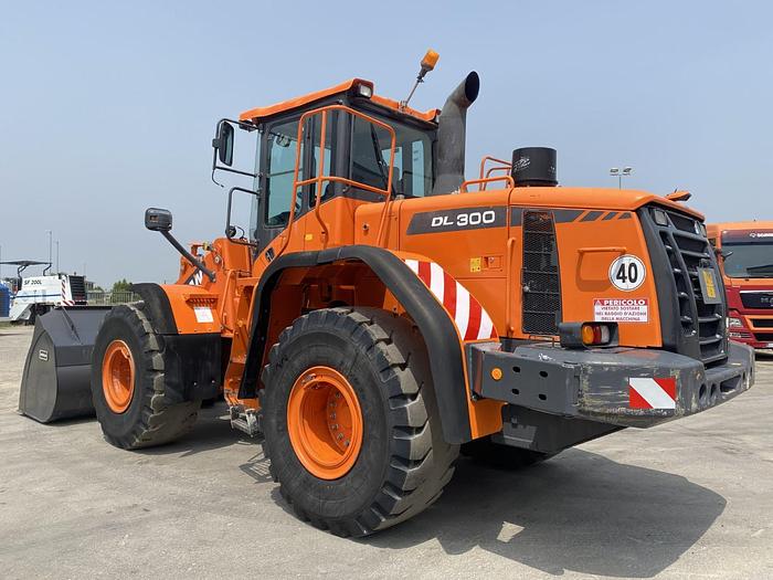 Usato 2014 DOOSAN DL 300-3