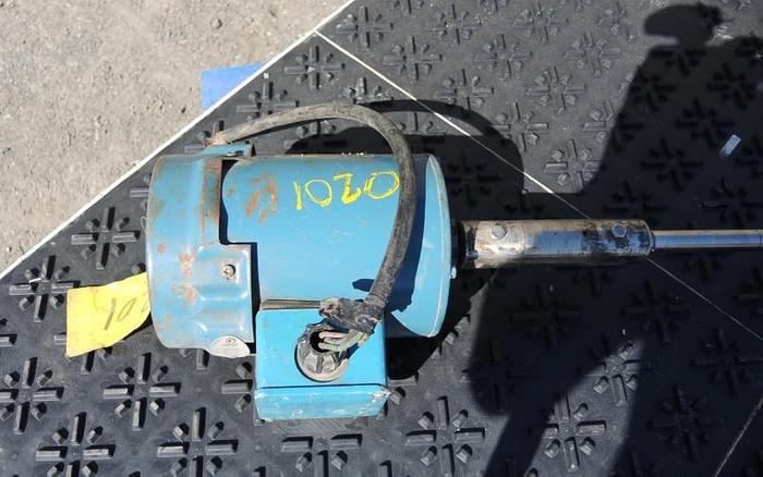 D'occasion USED TOP ENTRY MIXER, 0.5 HP