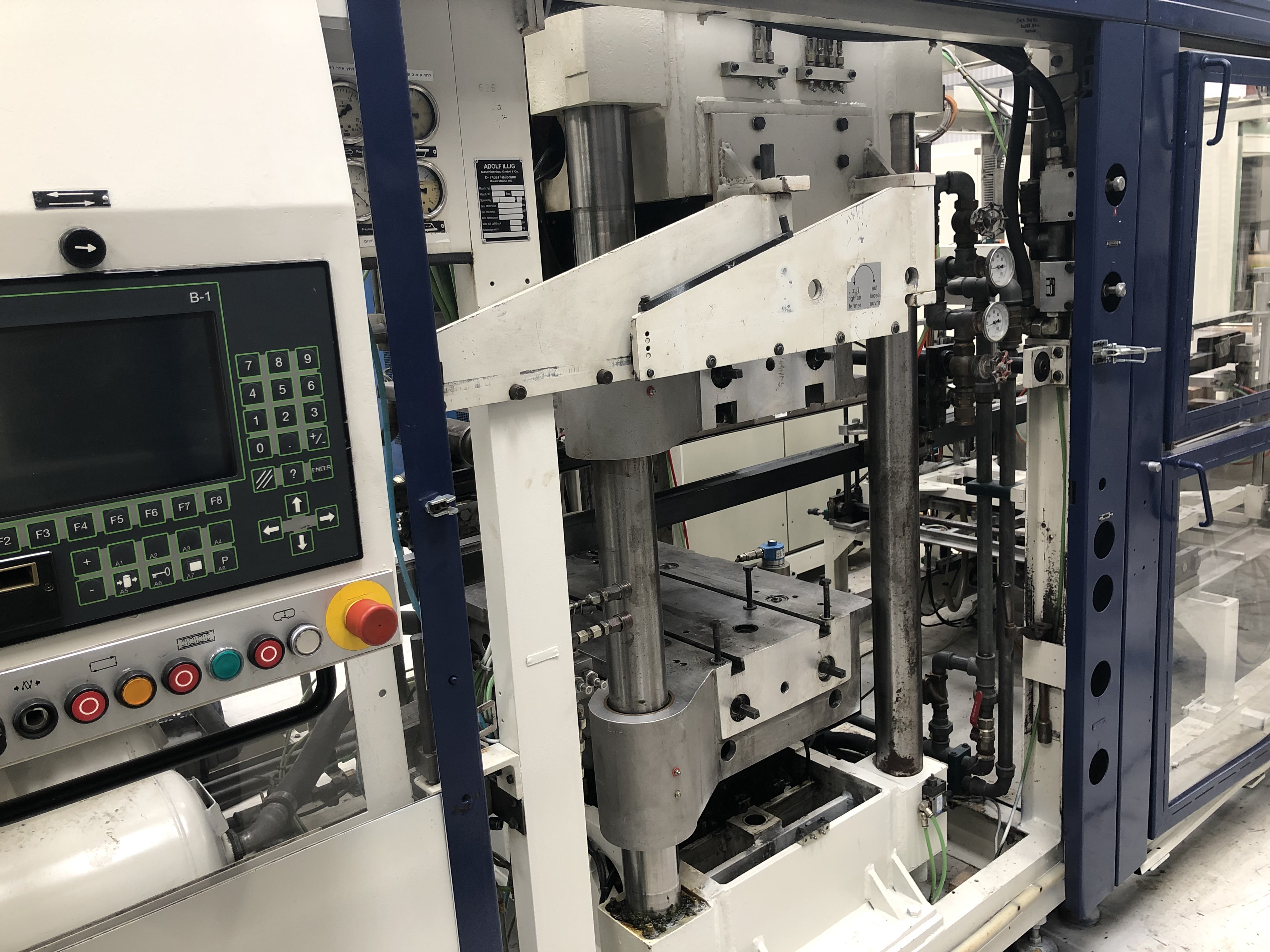 Used 1999 Illig RDK 80 Thermoformer