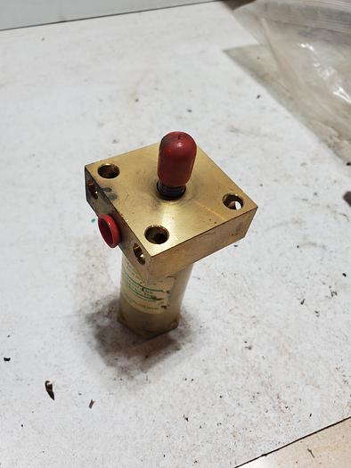 Cylinders & Valves Inc Pneumatic Cylinder UFC1000 1 BRASS BODY