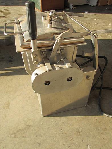 Used 0.33 CU. FT. KEEBLER DUAL SHAFT RIBBON BLENDER – S/S – VACUUM – JACKETED (#9181)