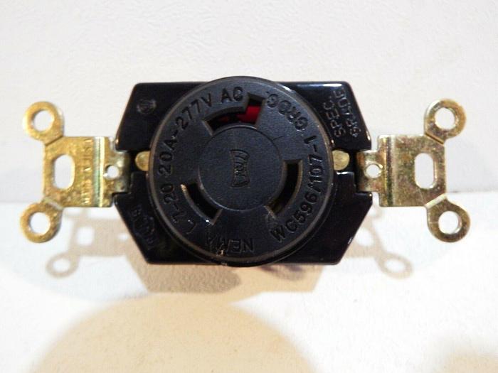 Parts only EAGLE SUPER SPEC 20 AMP 125V L720R-BOX-Single locking receptacle GH109