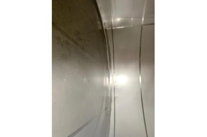 D'occasion USED 15,000 GALLON STAINLESS STEEL TANK