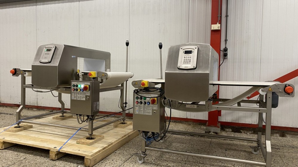 Used Ceia metal detectors unused condition