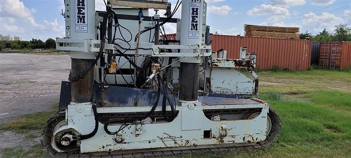 Used 2004 HEM 12-27 CONCRETE PAVER