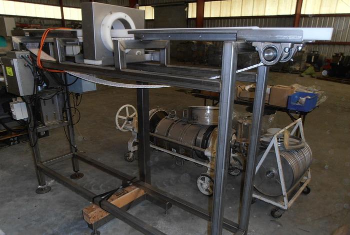 Used Detector, Metal, 7" Dia, Loma Systems, Belt Conveyor, #S739493