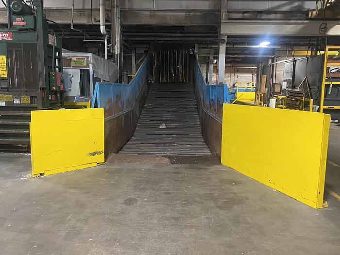 Used VOITH HD-18 7,500-LB  S/S  HIGH CONSISTENCY BATCH PULPER 400 HP NO CONVEYOR  PENDING JA