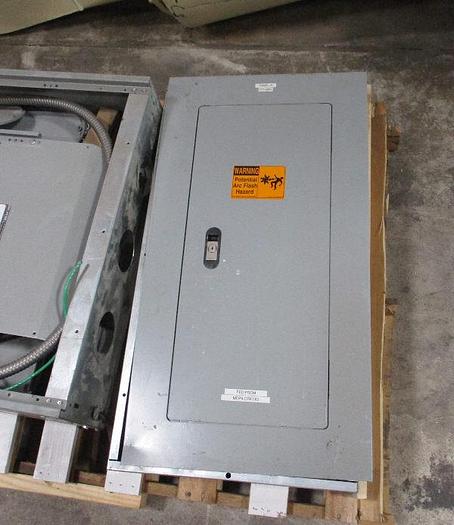 Used LOT OF ELECTRICAL CIRCUIT-BREAKER PANELS & . ELECTRIC ITEMS