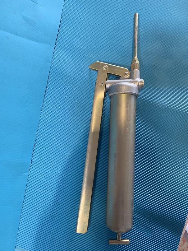 Used Yamada Yuki Grease Gun KH-350