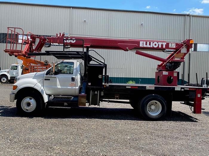 Used 2009 Ford F750 4x2 Elliott L60R Sign Crane - M22926