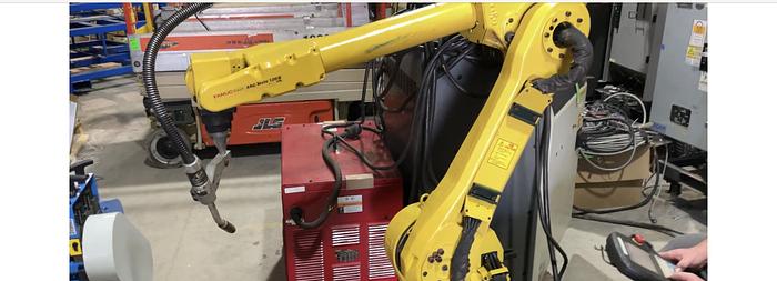 Used FANUC ARCMATE 120iB/10L MIG WELDING ROBOT WIRE FEEDER, TORCH, LINCOLN POWER WAVE 455M