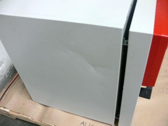 Used Binder 9010-0181 BD 115-UL 100°C Laboratory Microbiological Chamber 4.1 Cu. Ft.