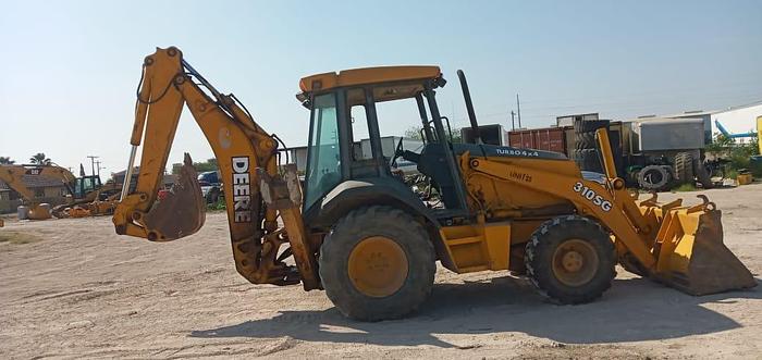 Used 2005 JOHN DEERE 310SG - BACKHOES