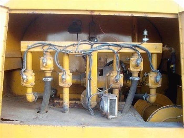 Used 1995  FORD CFT8000 - WATER TANK & WATER TRUCK