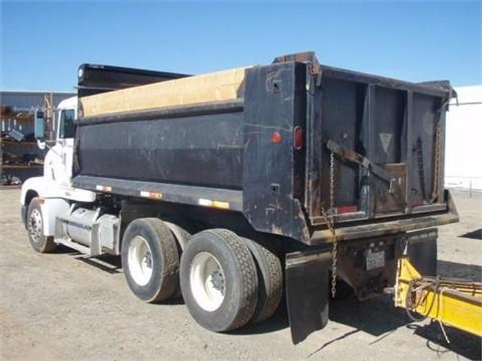 Used 1996 FREIGHTLINER FL11264S  - DUMP TRUCK