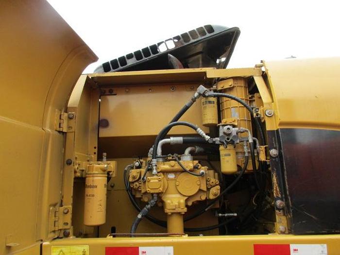 Used 2010 CATERPILLAR 320D - EXCAVATORS