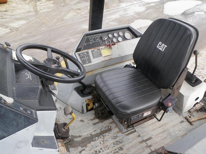 Used 1993 CATERPILLAR 416B - BACKHOES