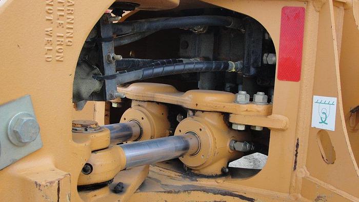 Used 2003 CASE 580M - BACKHOES