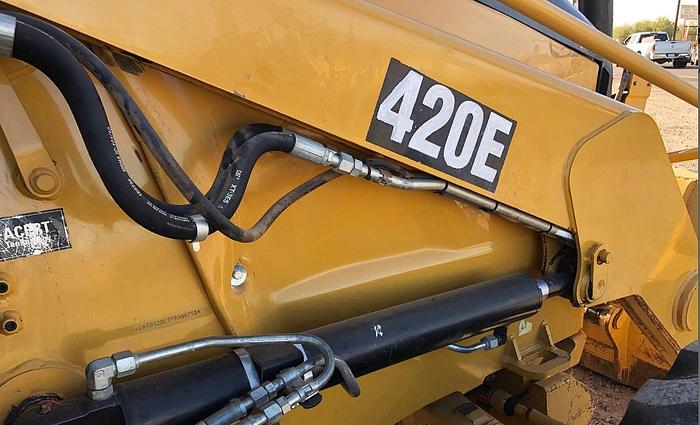 Used 2012 CATERPILLAR 420E
