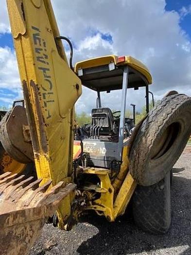 Used 2001 NEW HOLLAND LB90 - BACKHOES