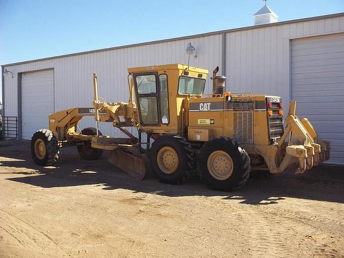 Used 1998 CATERPILLAR 140H - MOTOR GRADERS