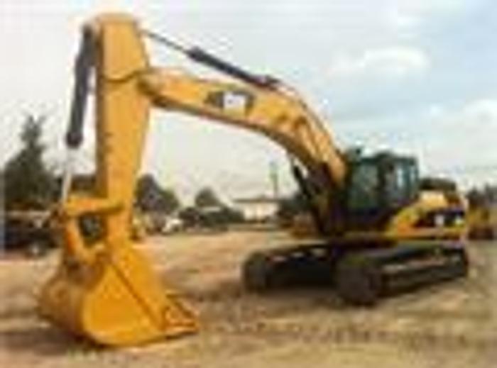 Used CATERPILLAR 330BL - EXCAVATORS