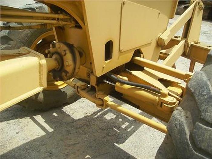 Used 1978 JOHN DEERE 670A - MOTOR GRADERS
